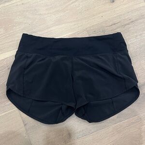 Black Lululemon Speed Up 2.5’ Shorts Size 6